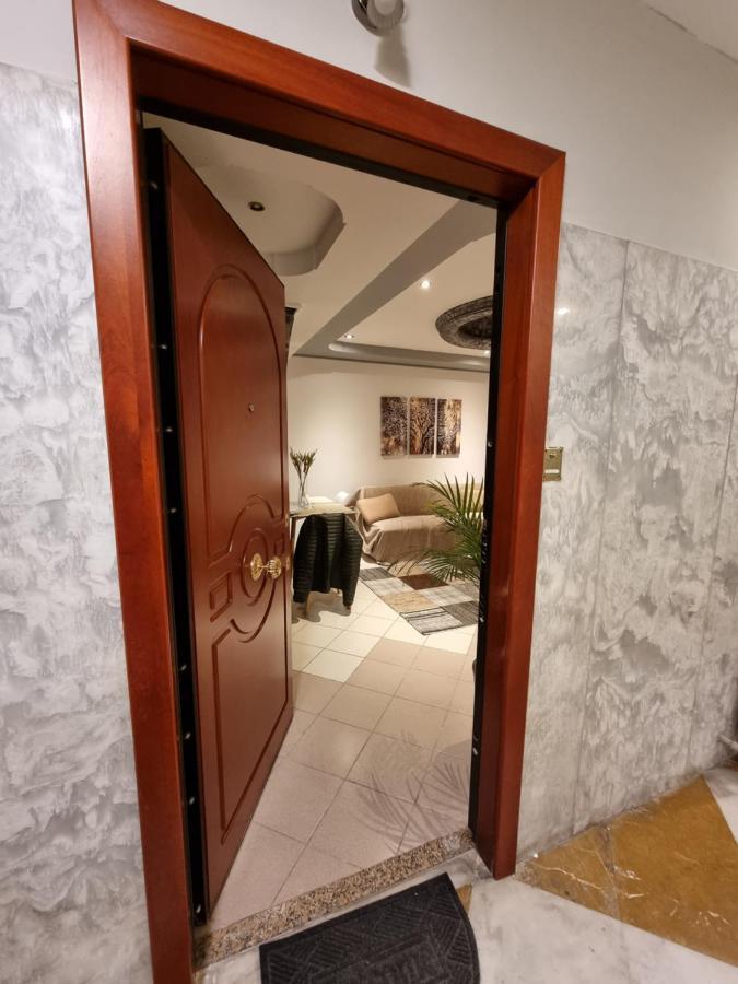 Appartamento Arman Group Atene Esterno foto